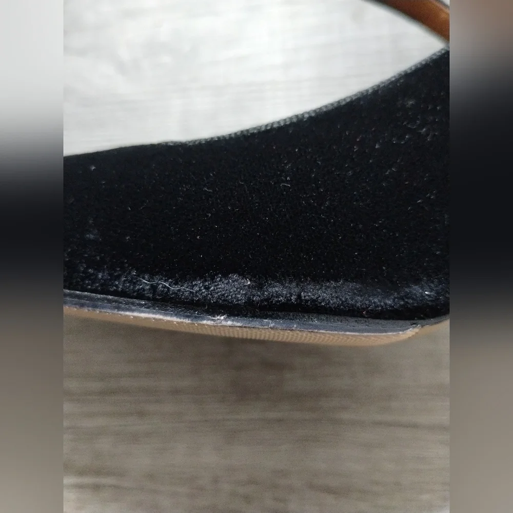 Le Monde Beryl Elegant Black Suede Mary Jane Shoes 9 - Picture 6 of 15